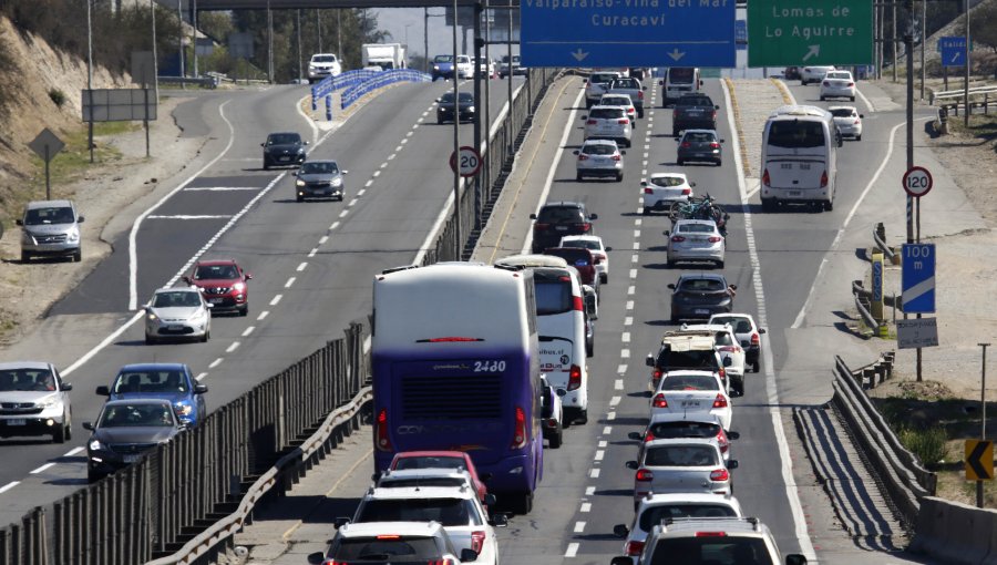 Más de 200 mil vehículos han abandonado la región Metropolitana por celebraciones de Año Nuevo