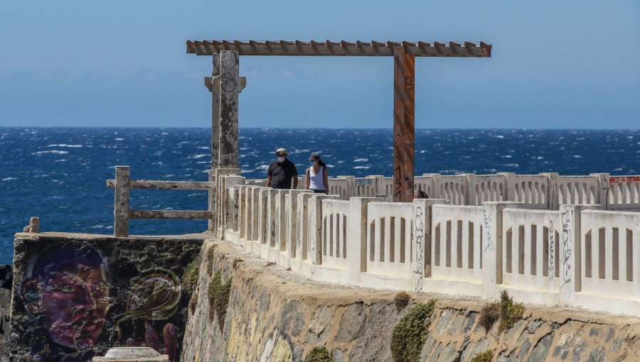 Embajadora del Reino Unido en Chile fue víctima de la delincuencia durante un paseo familiar en la costa de Valparaíso