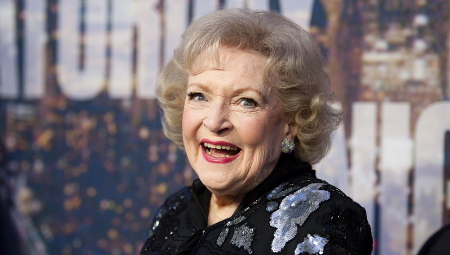 Muere a los 99 años Betty White, la legendaria actriz que conquistó la TV estadounidense por 8 décadas