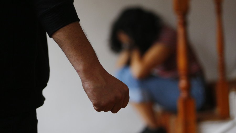 Chile reporta 500 femicidios desde que el 2010 se tipificó este delito: en un tercio de ellos había antecedentes de agresiones