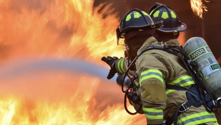 Sendos incendios estructurales destruyen una vivienda y una bodega en la parte alta de Viña del Mar