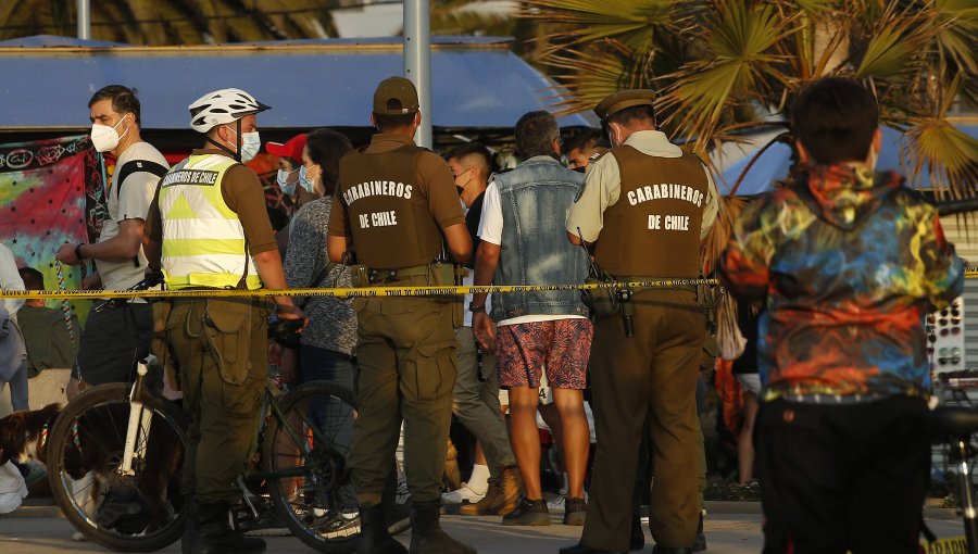 Alcaldesa de Viña del Mar pide un "plan nacional de desarme y dotación" tras balacera que dejó un fallecido en playa El Sol