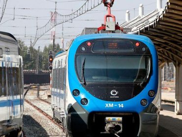 Empresa de Ferrocarriles decide instalar cables con acero y cobre para evitar que sean robados