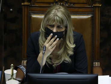 "Va a sufrir el próximo gobierno": polémica por impasse de Ximena Rincón en el Senado
