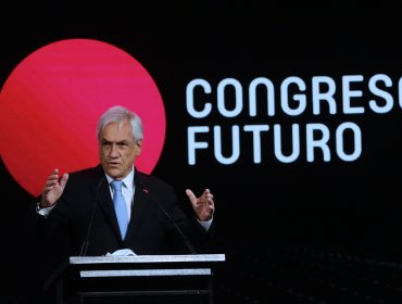Presidente Piñera destaca en Congreso Futuro que "Chile tiene una trilogía muy favorable, porque tenemos sol, cobre y litio"