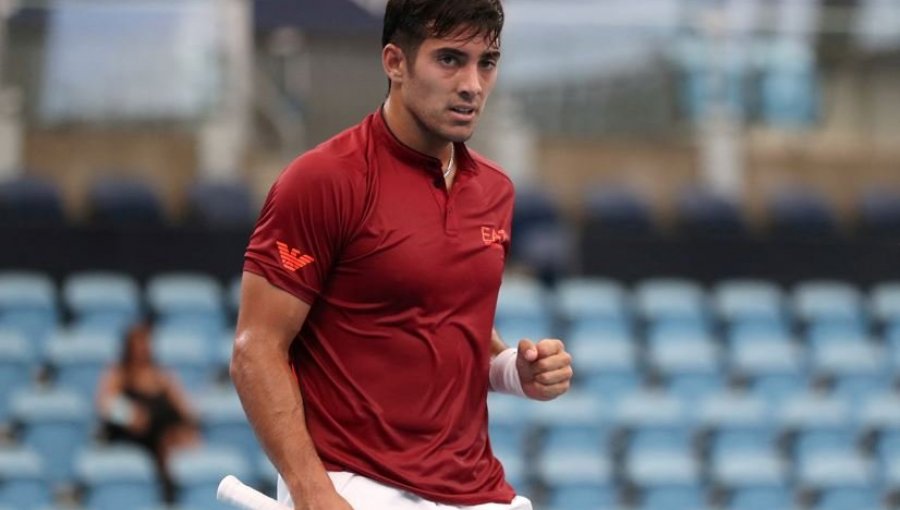 Cristian Garin gana el partido más largo de su carrera y avanza a la segunda ronda del Australian Open