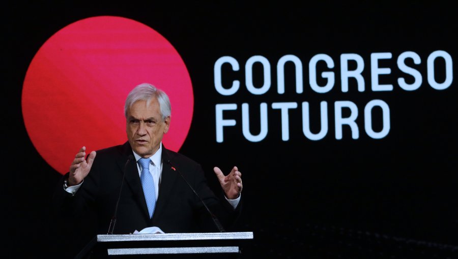 Presidente Piñera destaca en Congreso Futuro que "Chile tiene una trilogía muy favorable, porque tenemos sol, cobre y litio"