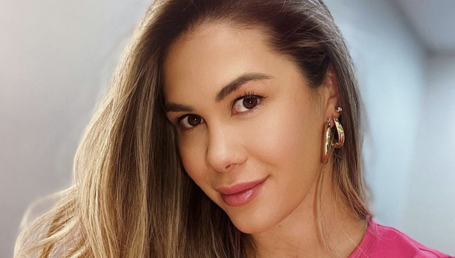 Laura Prieto saca aplausos en redes sociales con fotografía al natural