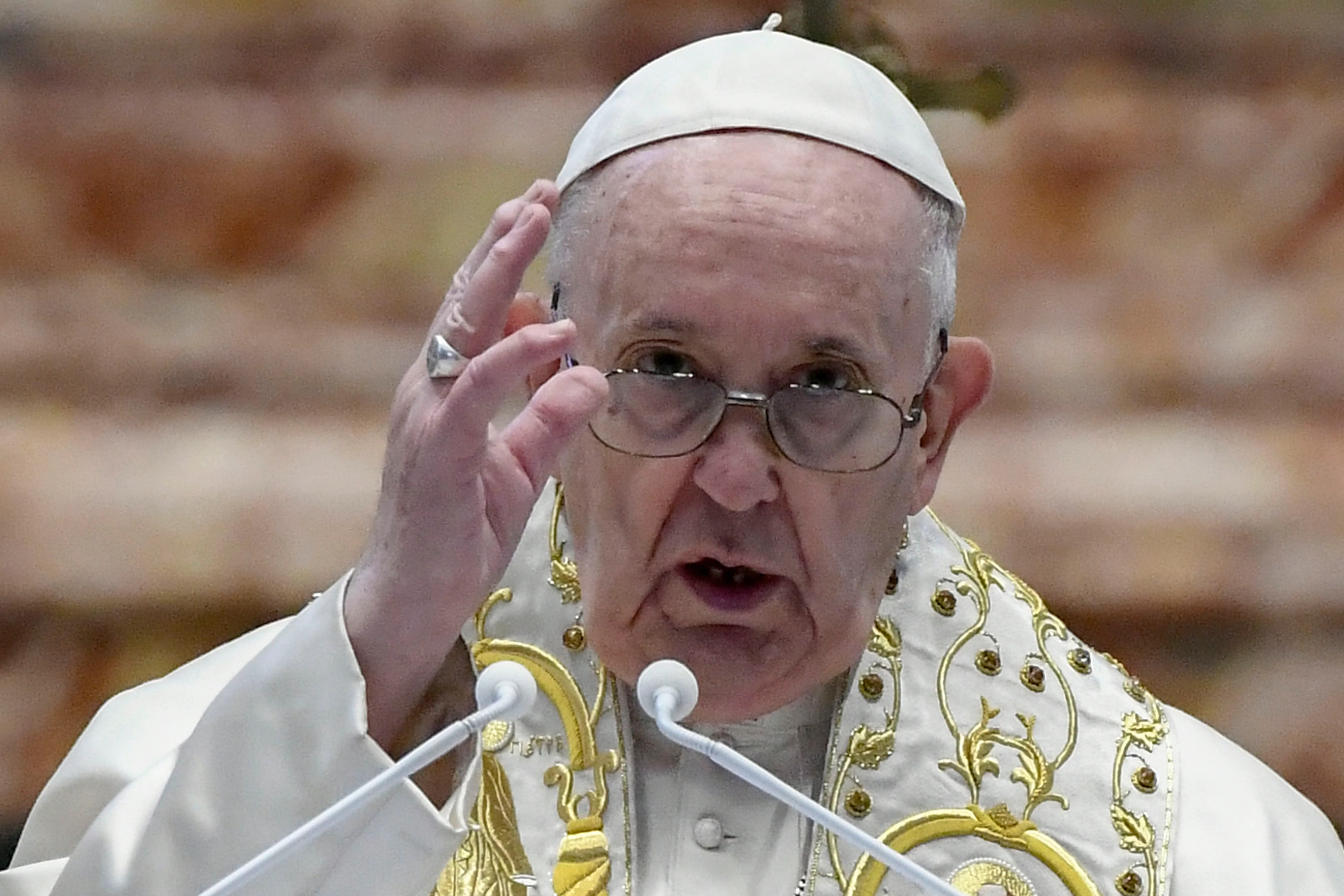 Vaticano expresó su "dolor" por abusos, a la espera de examinar estudio que acusa a Benedicto XVI de inacción