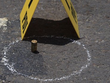 Un hombre asesinado y una mujer herida en su pierna dejó balacera en Cerrillos