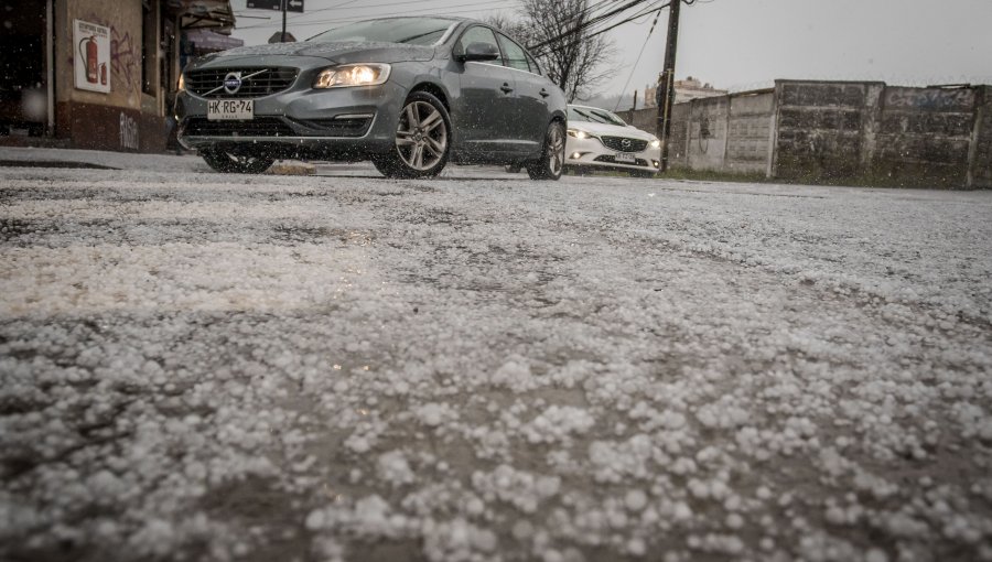 Evento de granizo y tormentas afecta a distintas zonas de Los Lagos y Aysén