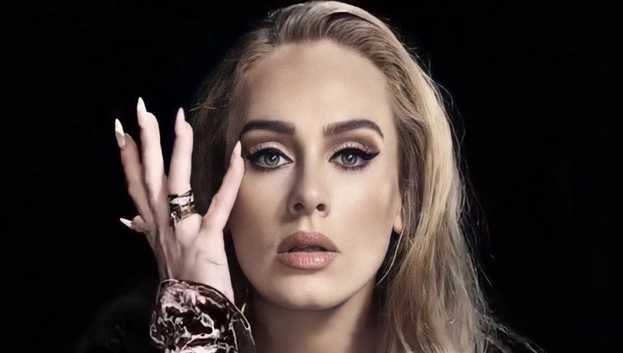 Adele debió cancelar una serie de shows ya que “la mitad” se encuentra contagiado de Covid-19