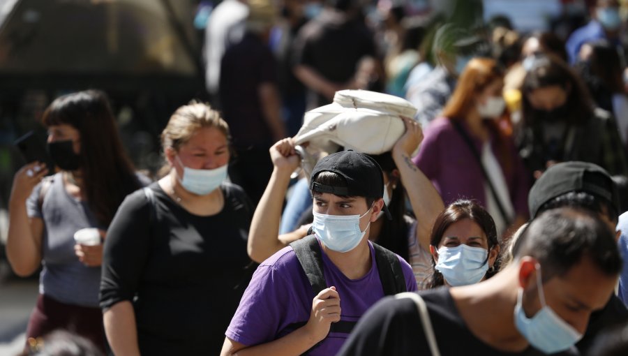 Peak de contagios en Chile ocurriría a mediados de febrero: Expertos esperan 40 mil casos diarios