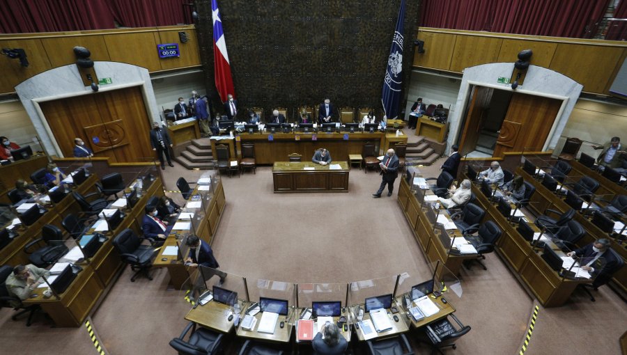 Senado votará este lunes hasta total despacho el proyecto que crea la Pensión Garantizada Universal