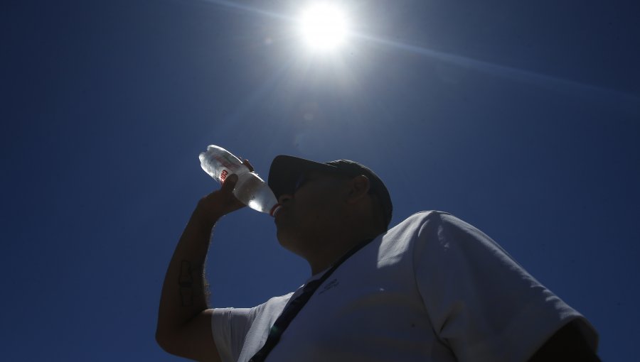 Emiten alerta por altas temperaturas para este martes entre Valparaíso y Biobío