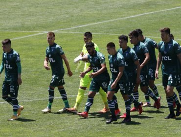 Santiago Wanderers cayó con dos tempraneros goles ante Peñarol en amistoso de pretemporada