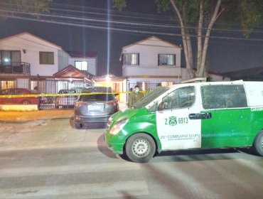 Vecinos ayudaron a frustrar el robo de un vehículo en Ñuñoa: lanzaron maceteros y zapatos desde sus balcones