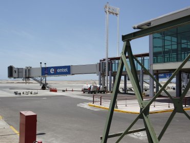 Aeropuerto de Iquique anuncia la suspensión de todos sus vuelos de este lunes