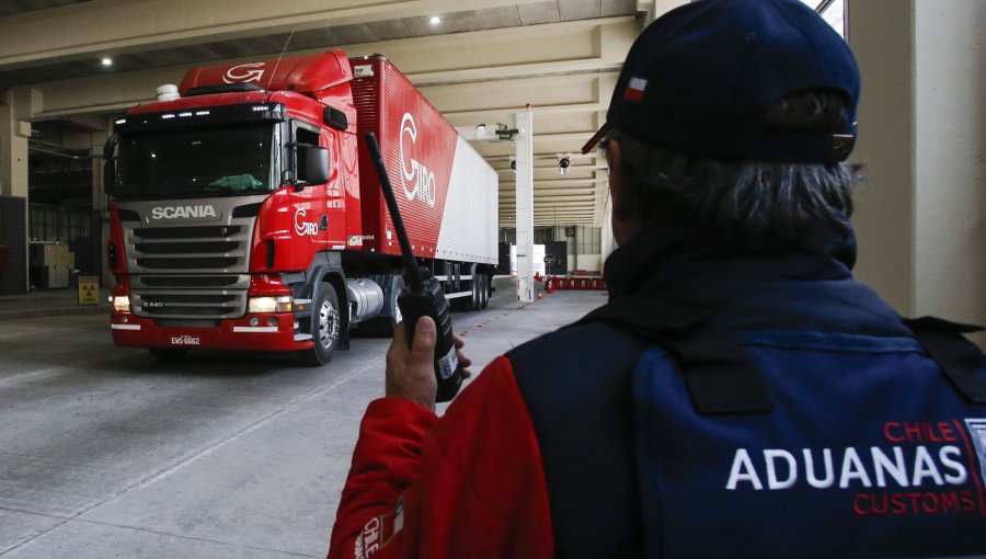 Funcionarios de Aduanas inician paro nacional en protesta a flexibilización de los protocolos por covid-19