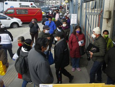 Caos en hospitales de la región de Valparaíso: aumento de contagios por Covid-19 originan colapso en las unidades de Urgencia