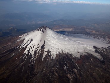 Aumentan a dos los tripulantes fallecidos por caída de avioneta en la ladera del volcán Villarrica