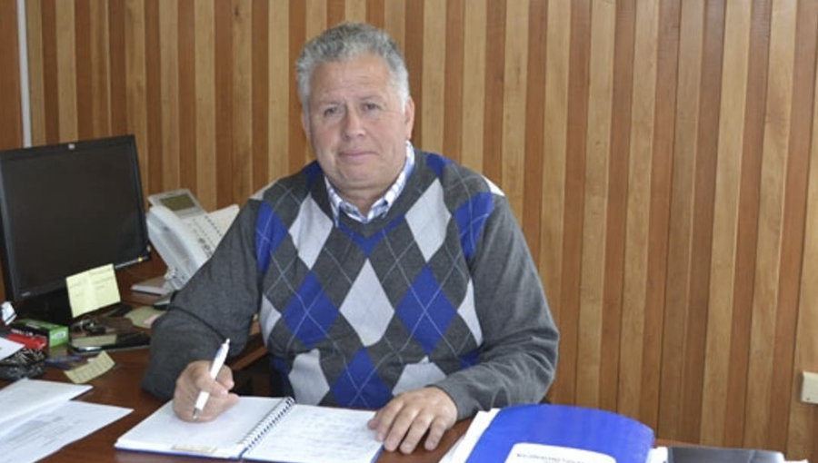 Tribunal ratifica destitución de Juan Hijerra como Alcalde de Dalcahue por chocar ebrio un auto municipal