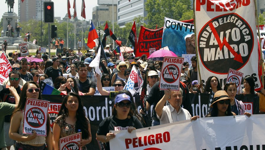 Diputados se pliegan a demanda para anular contrato de Aguas Andinas