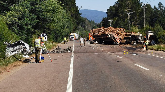 Accidente de tránsito en Valdivia dejó un muerto y dos heridos