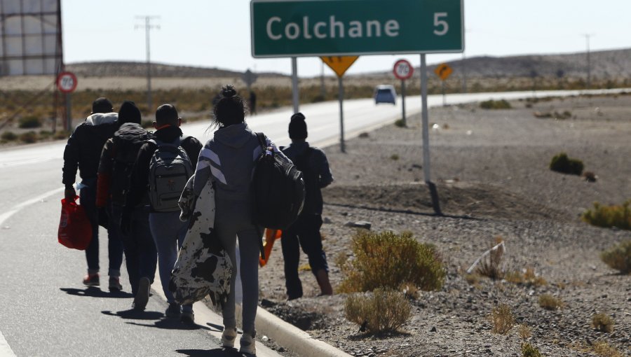 Chile y Bolivia sostendrán mesas de trabajo para enfrentar la crisis migratoria