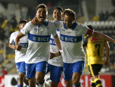 Católica muestra toda su jerarquía en el debut: Dio vuelta el partido y le ganó a Coquimbo
