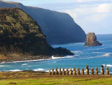 Empresas de turismo piden al Gobierno que fije una fecha para la apertura de Rapa Nui a la actividad