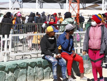 Denuncian que el Gobierno pretende trasladar la crisis migratoria a Santiago