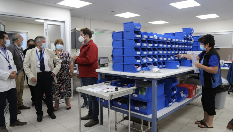 Fusionan servicios de la Unidad de Farmacia para habilitar más camas en el Hospital Van Buren de Valparaíso