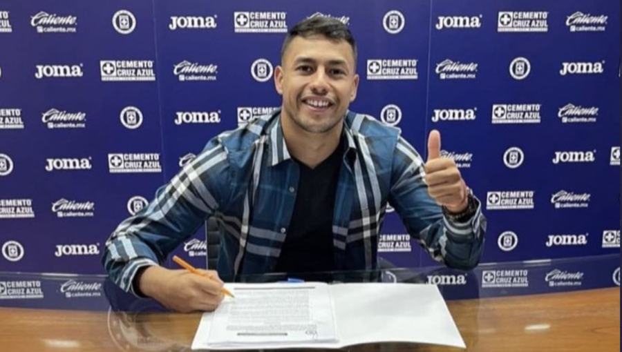 El singular trámite que debe realizar Iván Morales para poder debutar en el Cruz Azul