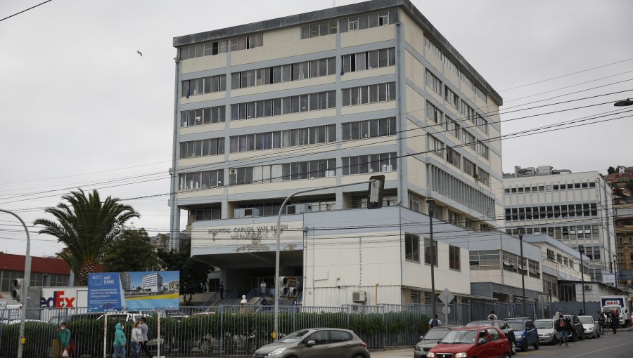 Ocupación de camas enciende las alarmas en Valparaíso: Fedeprus denuncia "capacidad al máximo" en el Hospital Van Buren