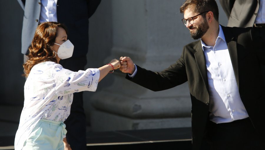 Ministra Marcela Hernando llamó a desdramatizar norma que renacionaliza la minería