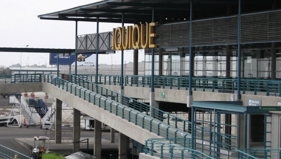 Aeropuerto de Iquique cancela vuelos programados por manifestaciones y bloqueos en la ciudad