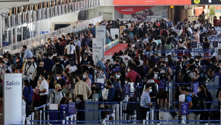 Sigue la suspensión de vuelos al norte este domingo: Latam informó cancelaciones hacia Iquique