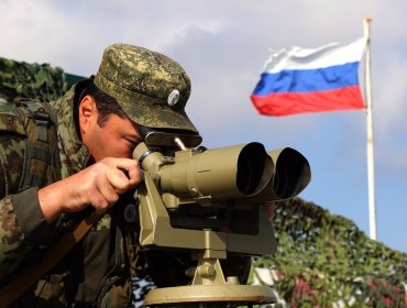 Ejército de Rusia anuncia el retiro de algunas tropas de su frontera con Ucrania