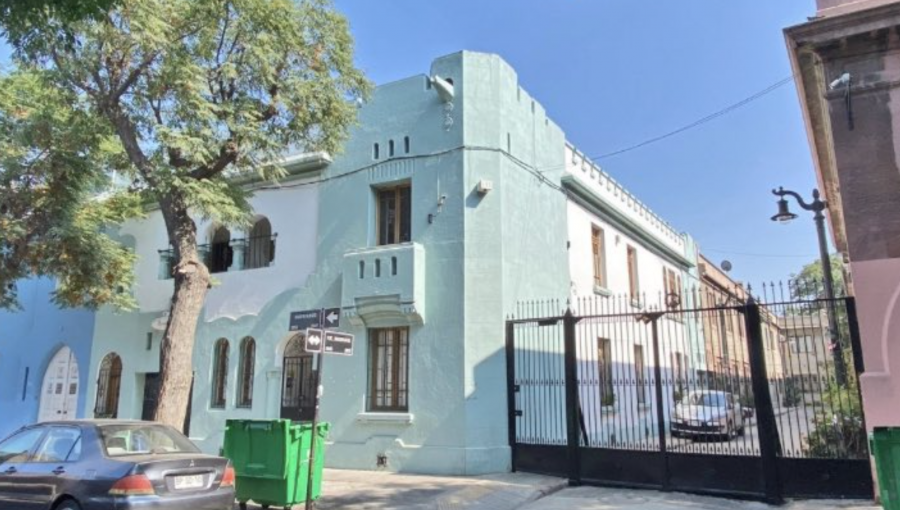 Gabriel Boric habría optado por arrendar un inmueble patrimonial en el barrio Yungay de Santiago