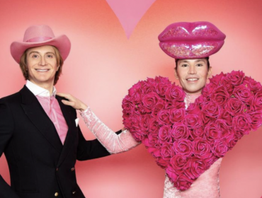 Di Mondo sorprende con osada prenda a Eric Javits para celebrar el Día de San Valentín: “Soy tuyo”