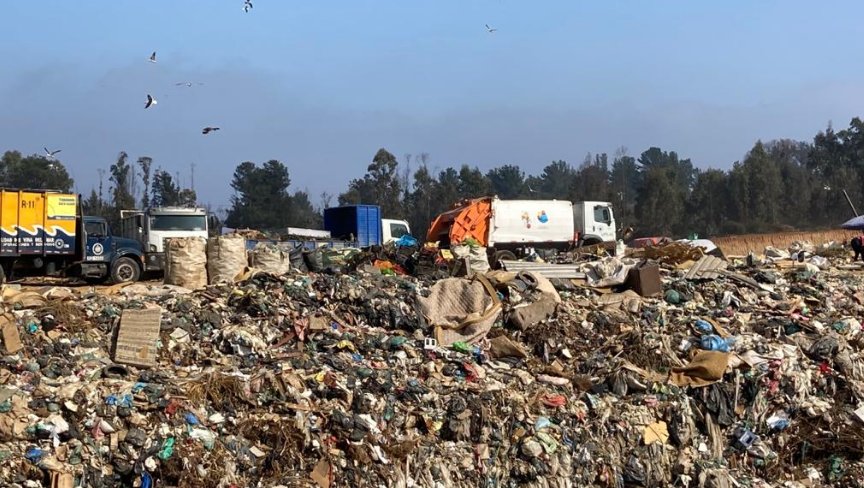 Falta de seguridad en Relleno El Molle, riñas y enormes tacos ponen en jaque recolección de basura del Gran Valparaíso