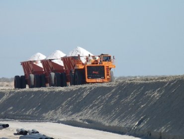 Codelco se apresta a iniciar sondajes en salar de Maricunga para extraer litio