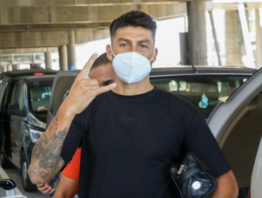 Arribó a Chile el uruguayo Álvaro Brun, nuevo refuerzo de la U: "Me tengo mucha fe"