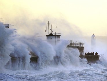 Al menos 13 muertos deja el paso de tormenta Eunice por el noroeste de Europa