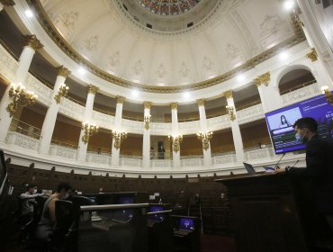 Convencionales critican a «Amarillos por Chile» y ponen en duda su representatividad