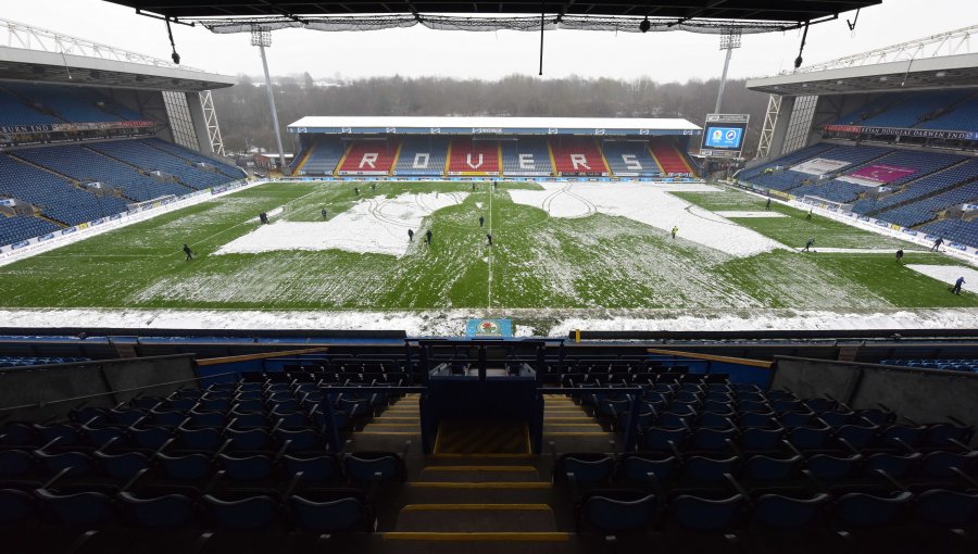 Partido del equipo de Ben Brereton fue suspendido por nieve que cubrió el estadio