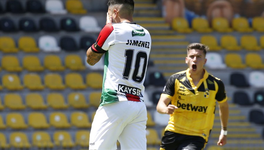 Coquimbo Unido y Palestino empataron 2-2 en duelo donde el "Mago" Jiménez falló penal clave