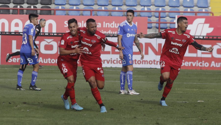 Ñublense remontó y le quitó el invicto a Universidad de Chile en el Campeonato Nacional