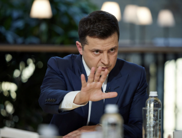 Presidente de Ucrania tras reconocimiento de Rusia a la independencia de Donetsk y Luhansk: "Es una violación de la soberanía"